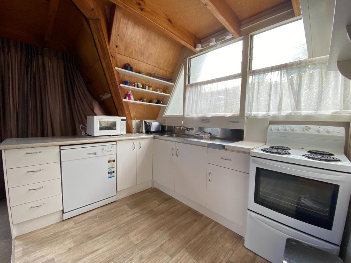 9 Chalet Cres ハンマー・スプリングス エクステリア 写真